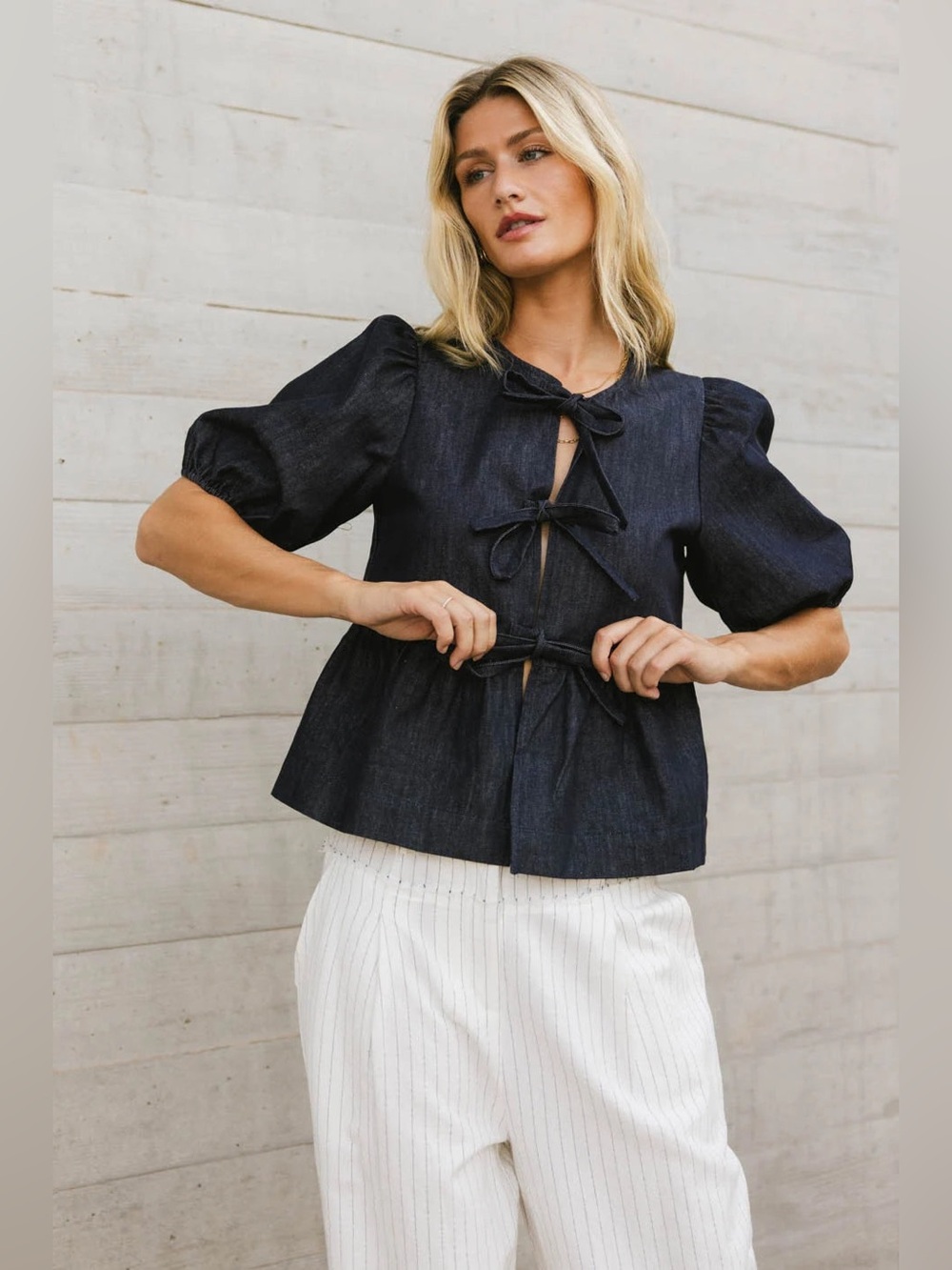 EUC Bohme Navy Chambray Peplum Bow Puff Sleeve Blouse Dark Wash - Picture 2 of 10